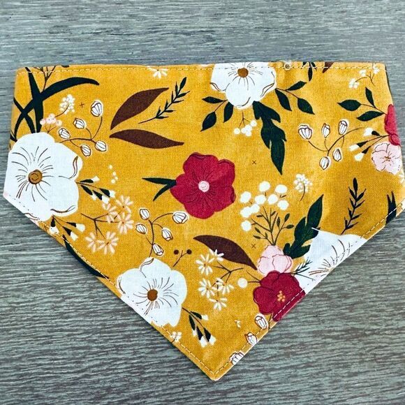Pet Bandana Floral Botanical Summer Fall Neck Scarf Collar Accessory - Picture 1 of 2